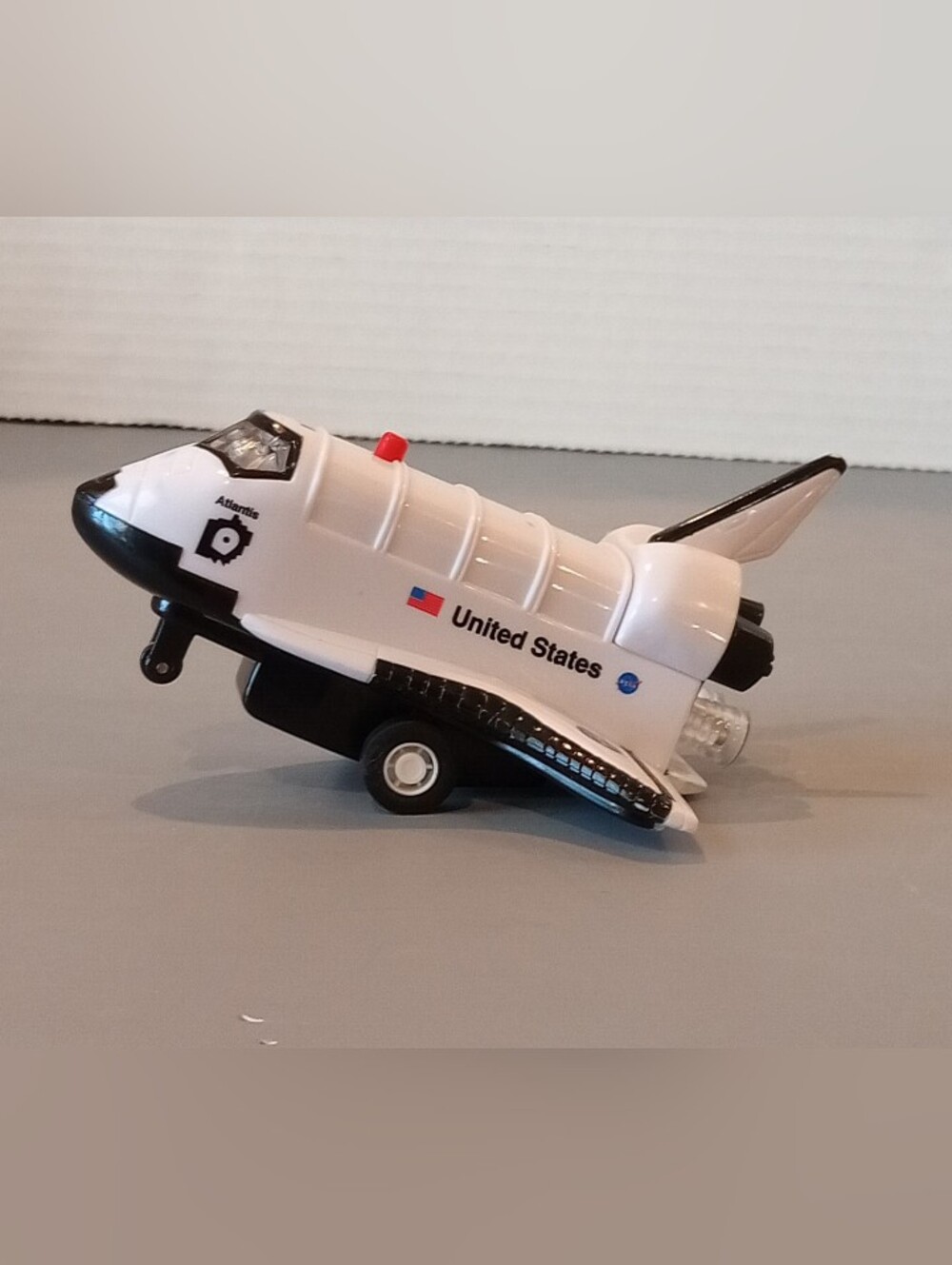 Daron Space Shuttle Pull Back Toy